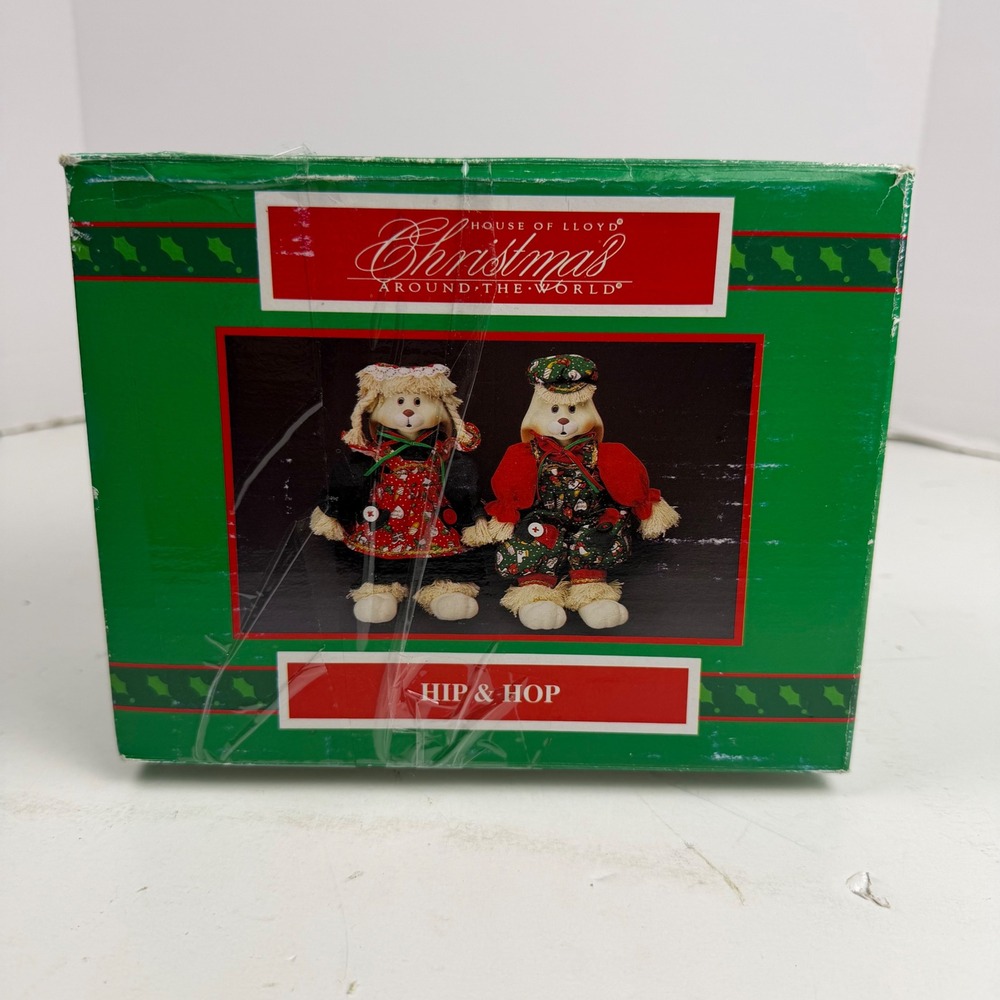 House of Lloyd Christmas Around The World Hip & Hop Bunny Figurines 542064